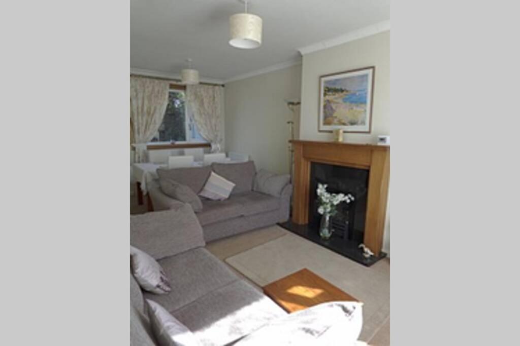 Sunny House With Views To Edinburgh Skyline Villa Exteriör bild